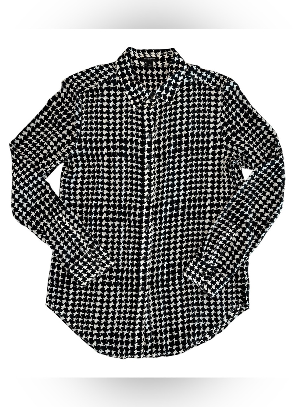 Ann Taylor Black and White Abstract Houndstooth Silk Button-Down Shirt - Picture 2 of 11